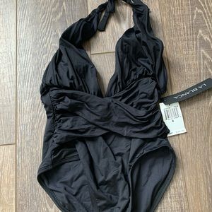 La Blanca one piece bathing suit . Never worn .